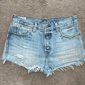 501 Levi shorts